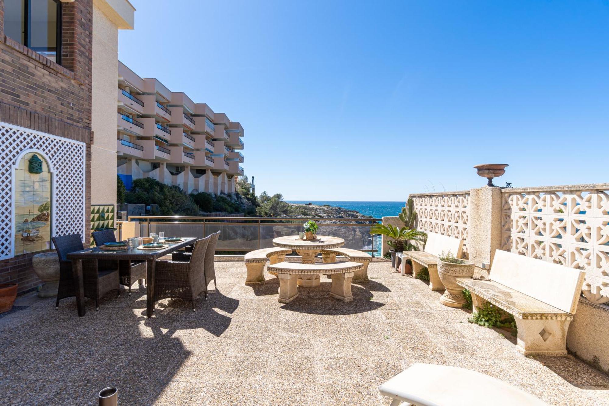 Mediterranean Way - El Mirador Salou Exterior photo